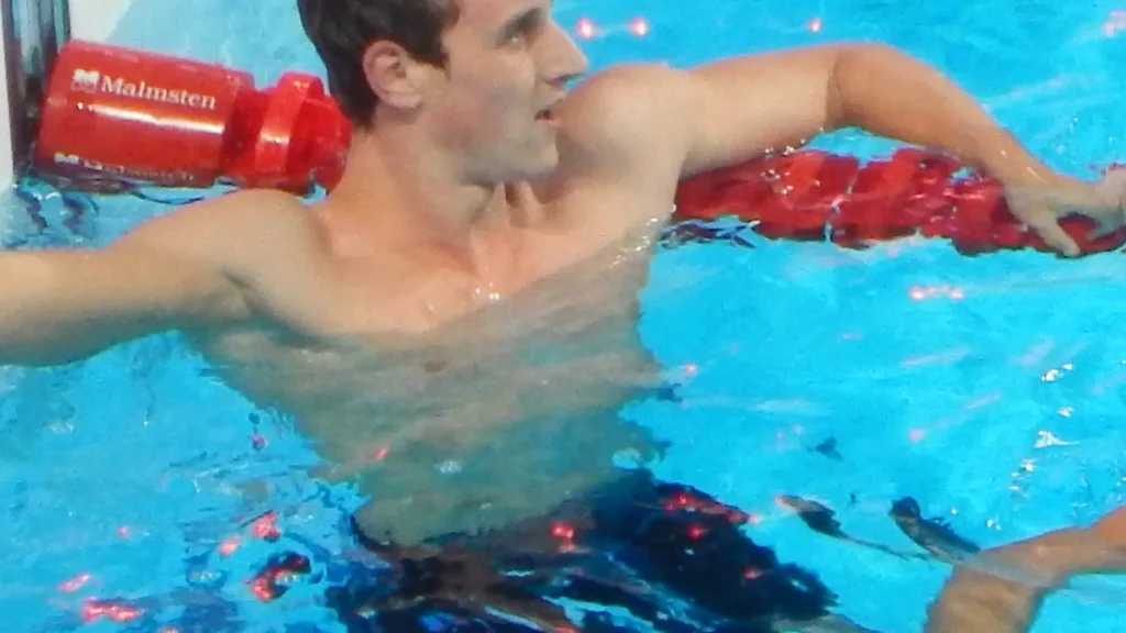 Cameron McEvoy — photo via Wikimedia Commons, CC BY-SA 4.0 by Oleg Bkhambri (Voltmetro).