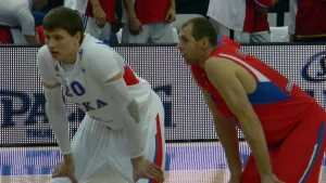 Ramūnas Šiškauskas ve EuroLeague'in İki-Yönlü Kanat Aerobik-Temel Profili